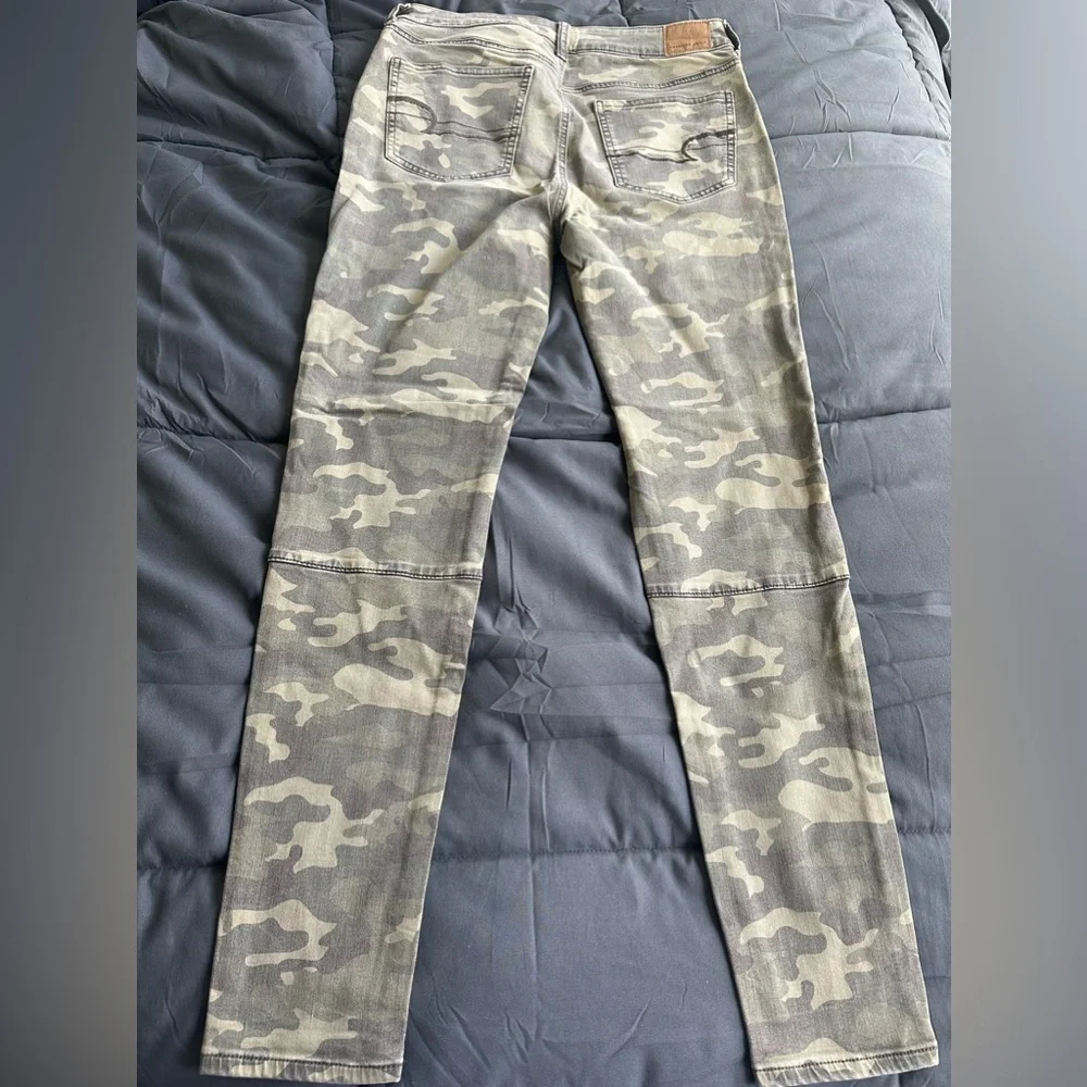 American Eagle camouflage super stretch high rise jeggings - Picture 1 of 5